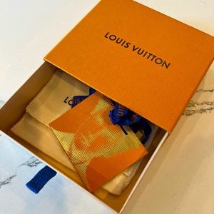 Louis Vuitton change purse box